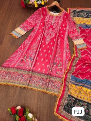 Alternative view of Ivory Pakistani Suits made from Pure Muslin fabric with digital prints and lace detailing certainly sound like a fashionable choice for upcoming occasions