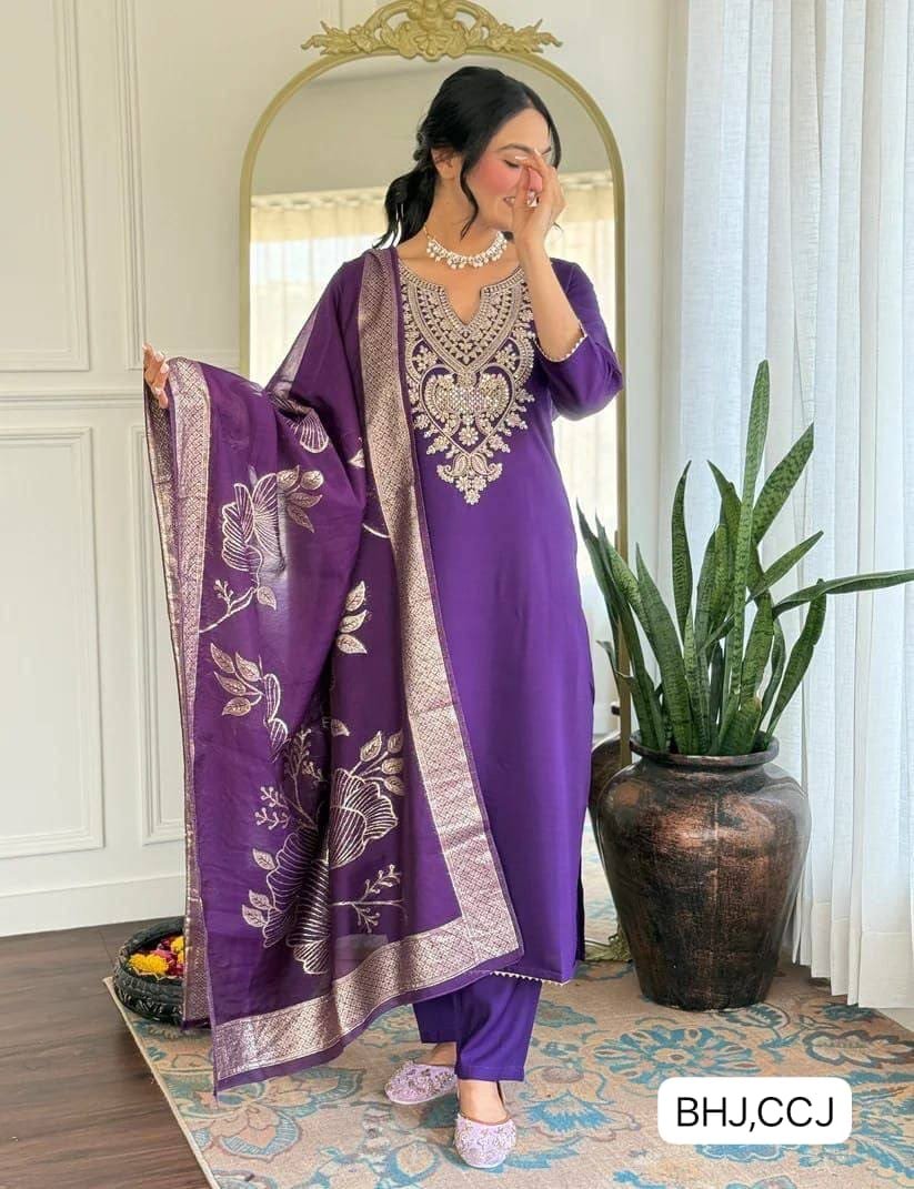New Lunching 3 Picse Kurti Set Embroidery Sequence work