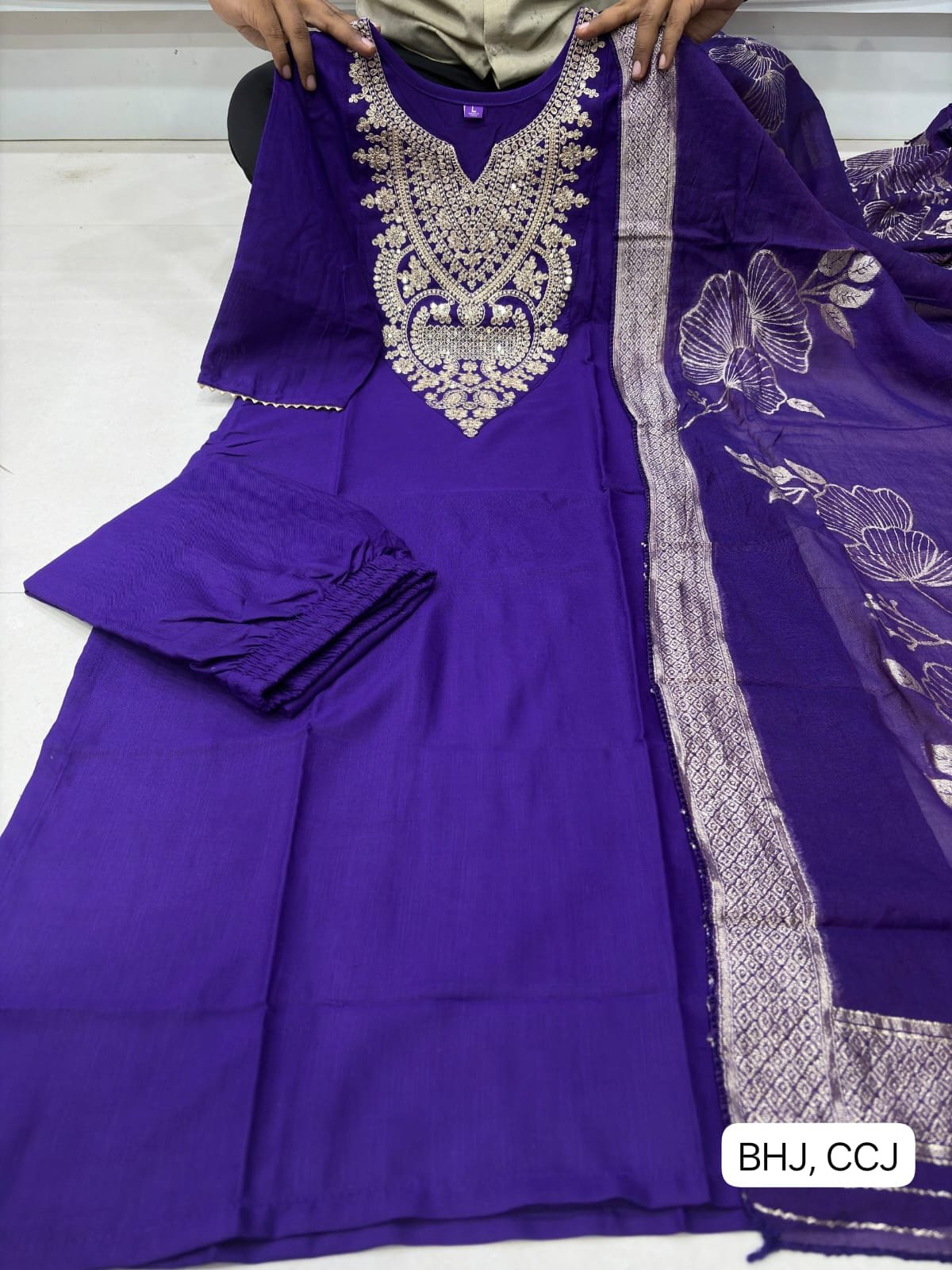New Lunching 3 Picse Kurti Set Embroidery Sequence work - Image 2