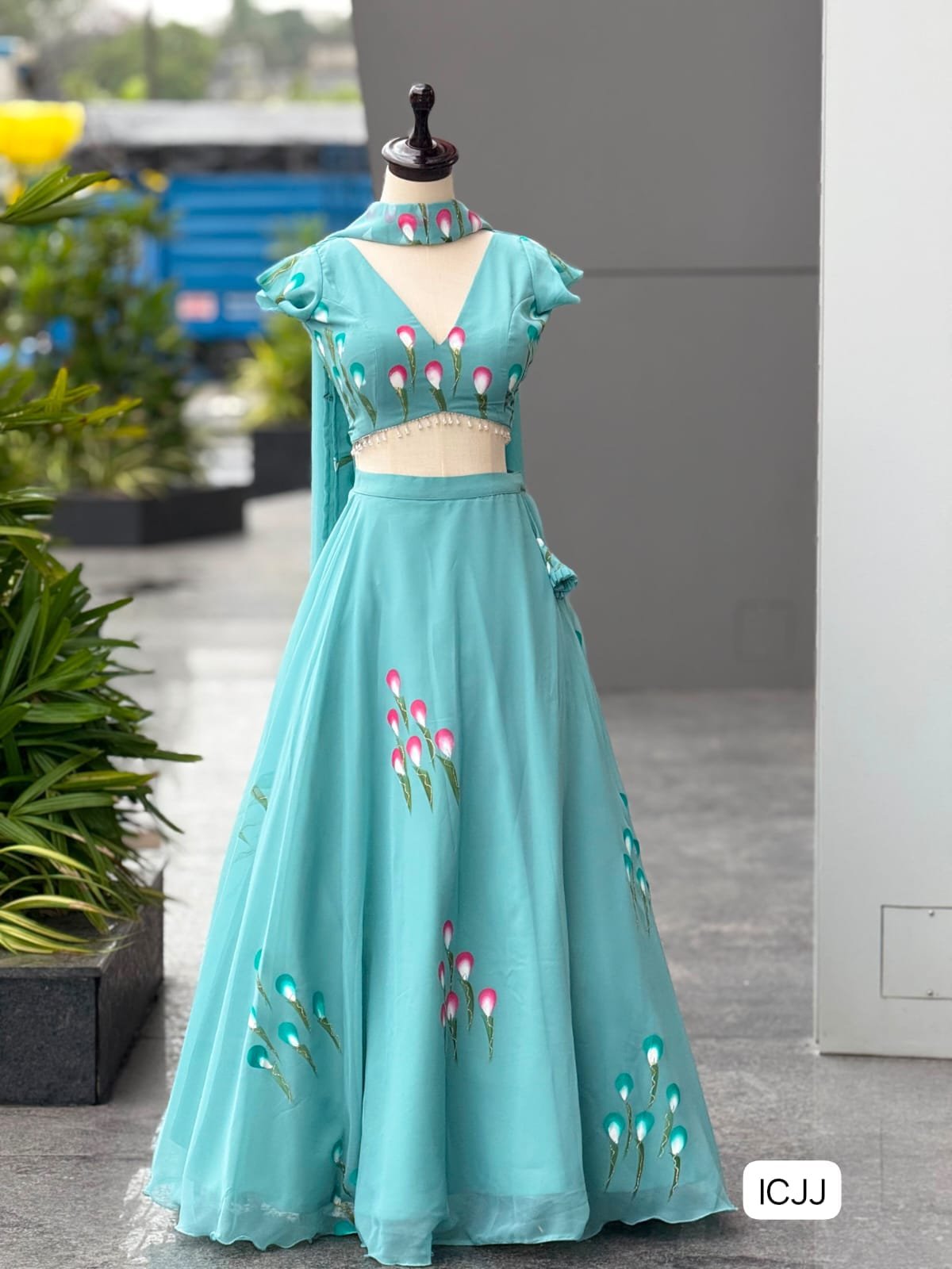 With Ri8 Fashion Every women would be FLAME - Image 2