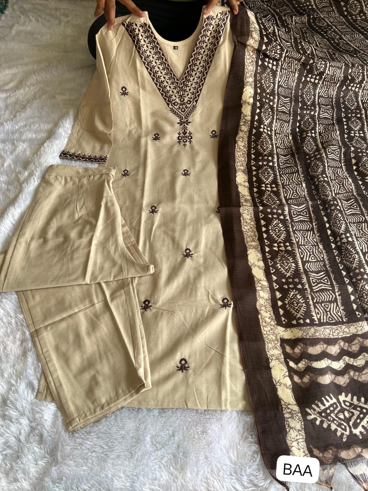 New Designers Kurti Pent Dupatta Set - Image 2
