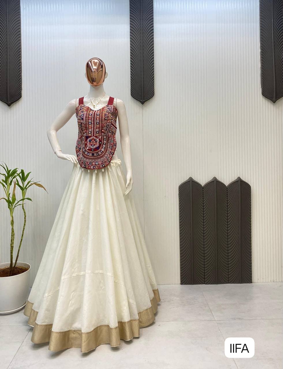 FOR THIS UPCOMING NAVARATRI SEASON OUR EXCLUSIVE FULL STITCHED LEHENGA CHOLI