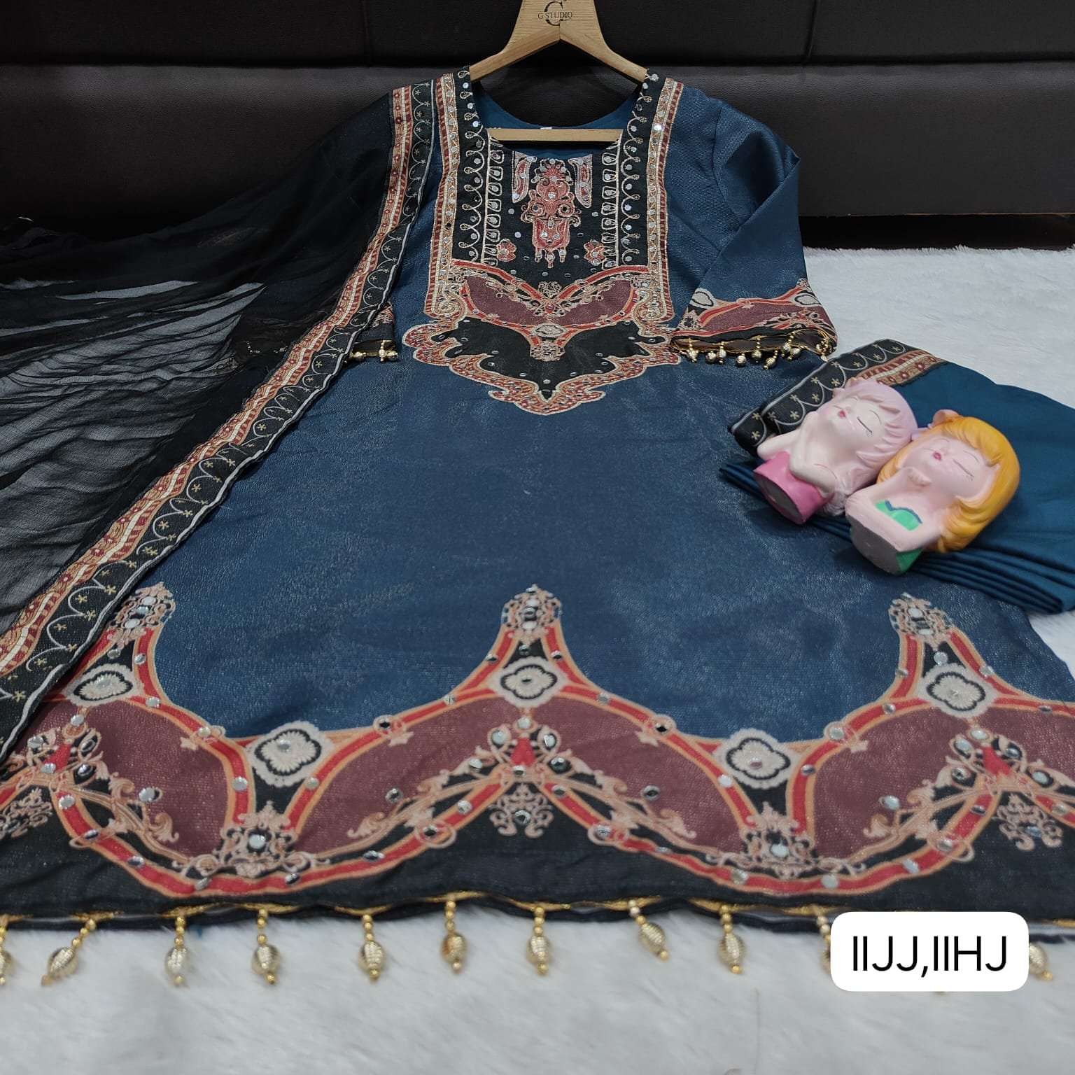 Experience a blend of tradition and modern style with this stunning 3-Piece plazzo kurti duppata Set. - Image 2