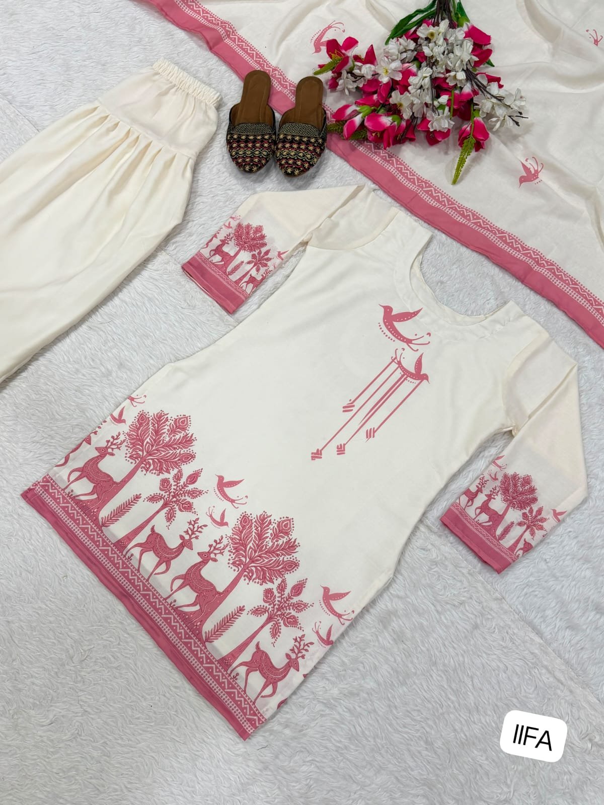 Đěsigner Party Wear Look top with farshi salwar - Image 2