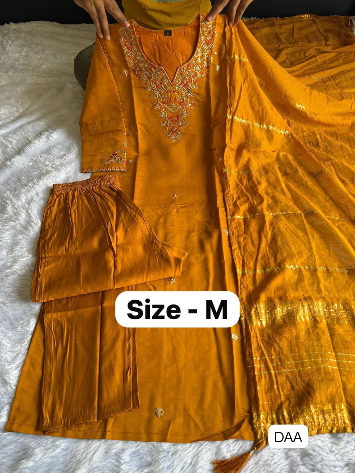 Launching New Designers Kurti Pent Dupatta Set - Image 5
