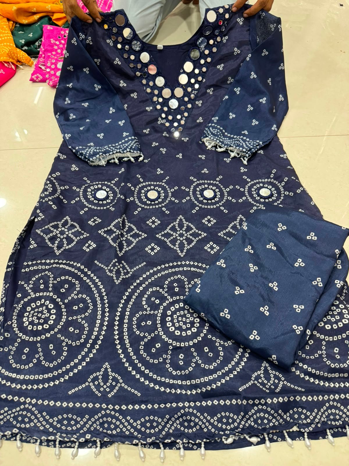 Presenting Beautiful Heavy quality Power loom Crushef Chinon Silk Fabric designer festive wear 2pc Cord-Sets with one with Crape Lining - Image 2