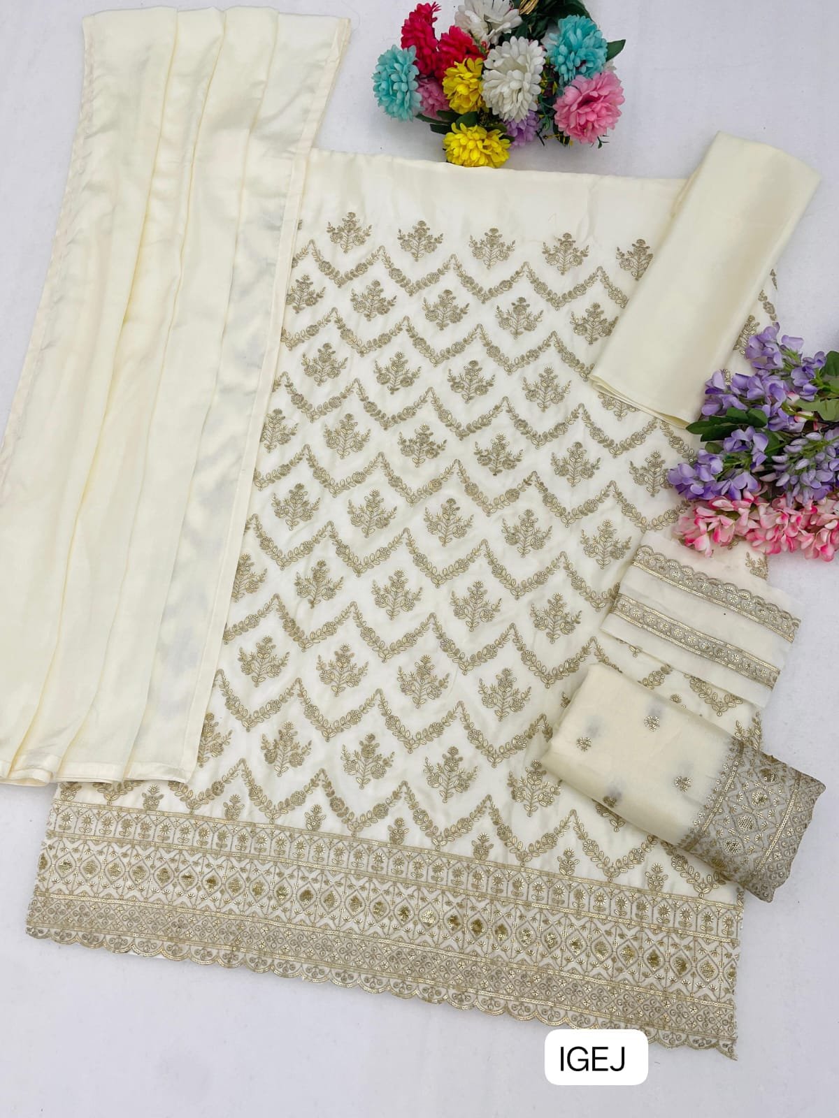 Heavy Chinon with Heavy Embroidered 3mm Sequence & Zari Work - Image 4