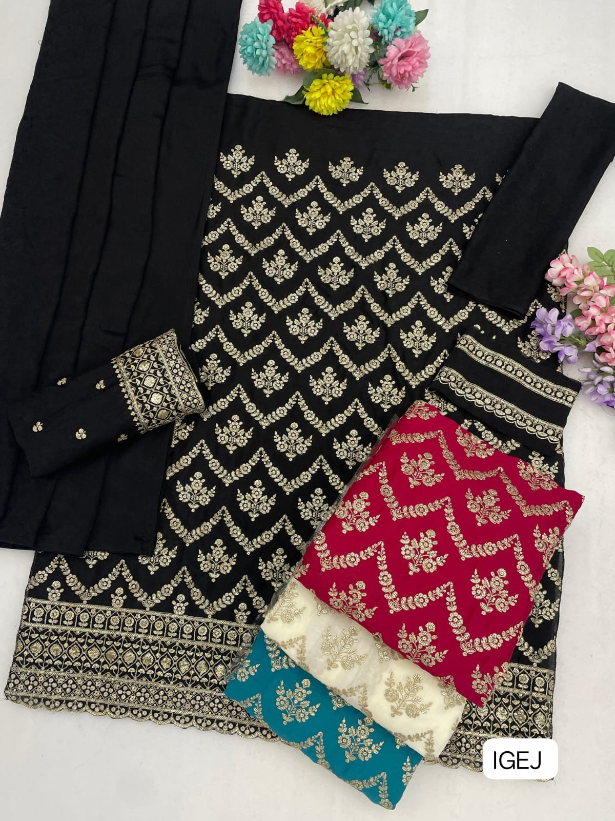 Heavy Chinon with Heavy Embroidered 3mm Sequence & Zari Work - Image 5