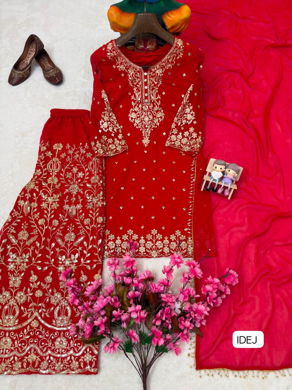 ENHANCE THE BEAUTY OF YOUR WARDROBE WITH THIS NEWLY LAUNCHED KURTI , PLAZZO & DUPATTA SET - Image 3