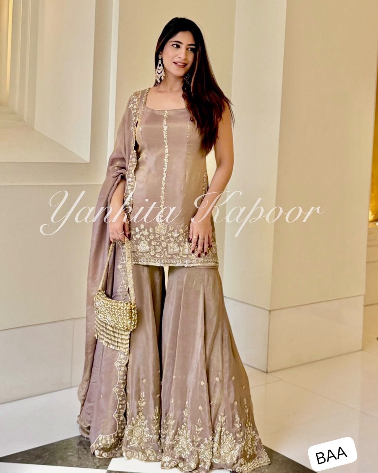 AK LUNCHING NEW ĐĚSIGNER PARTY WEAR TOP AND SARARA. WITH FANCY DUPPATA WITH EMBROIDERY WORK