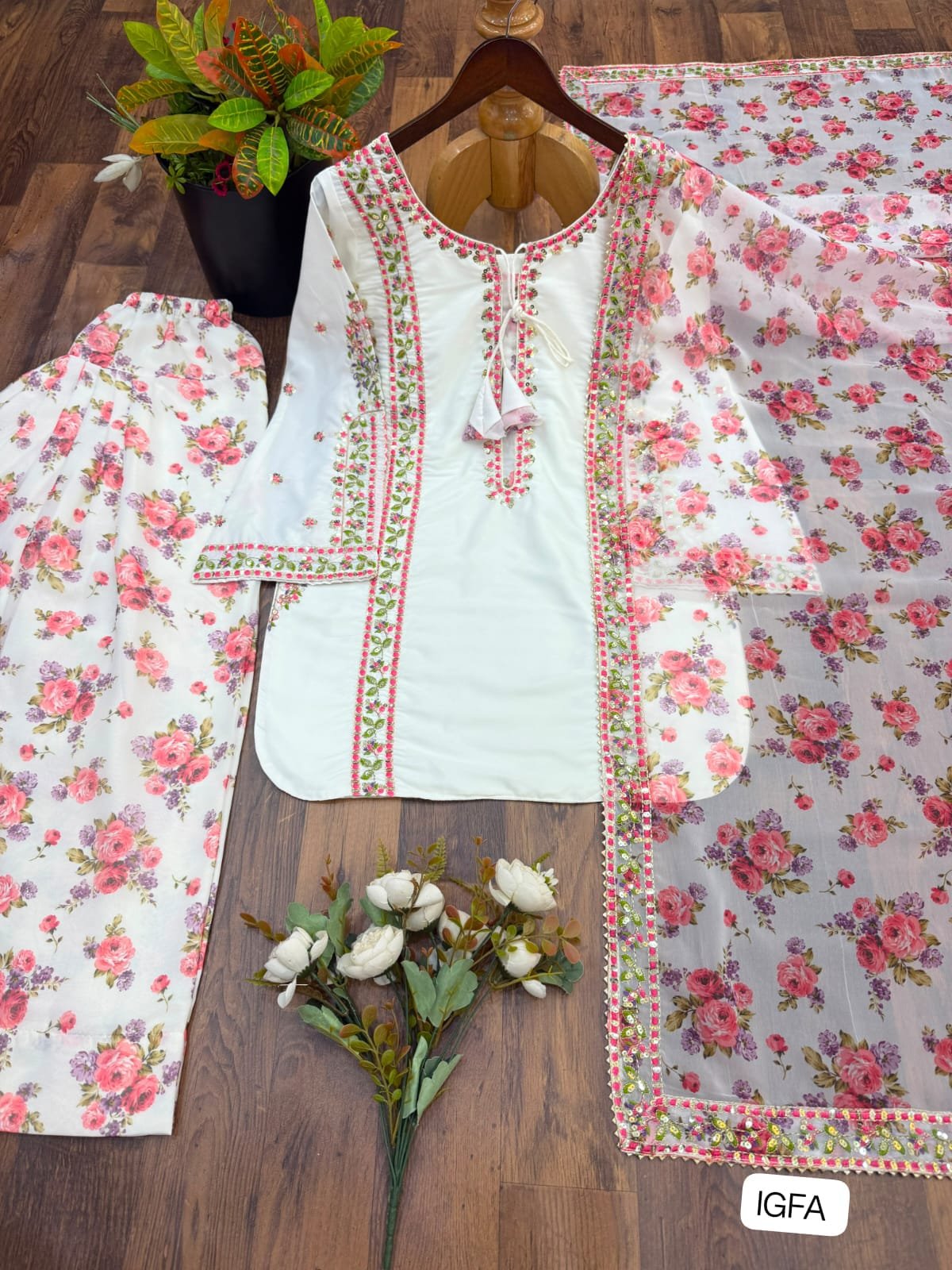 Women’s Ethnic Wear Fully Stitched & Ready to Wear - Image 2