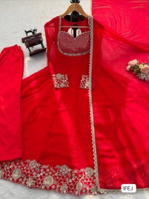 Alternative view of Showcasing with Our Own Real-Model Shoot – Premium Brand Wear