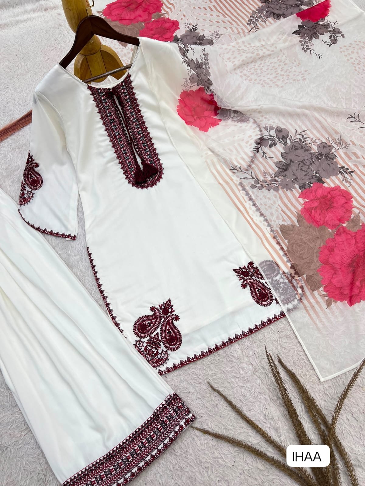 Launching New Fancy Design Pakistani Collection Farsi Salwar Kurta With Dupatta Set Fully Stitched Ready To Wear