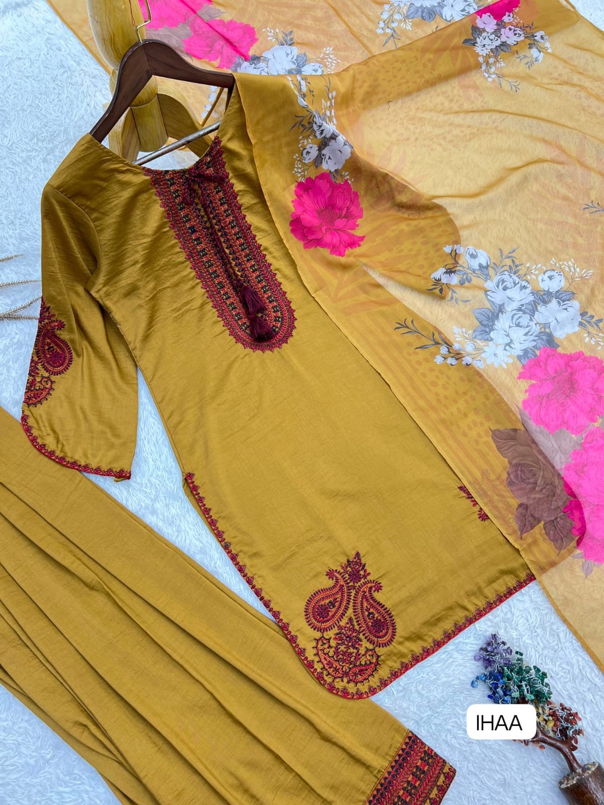 Launching New Fancy Design Pakistani Collection Farsi Salwar Kurta With Dupatta Set Fully Stitched Ready To Wear - Image 2