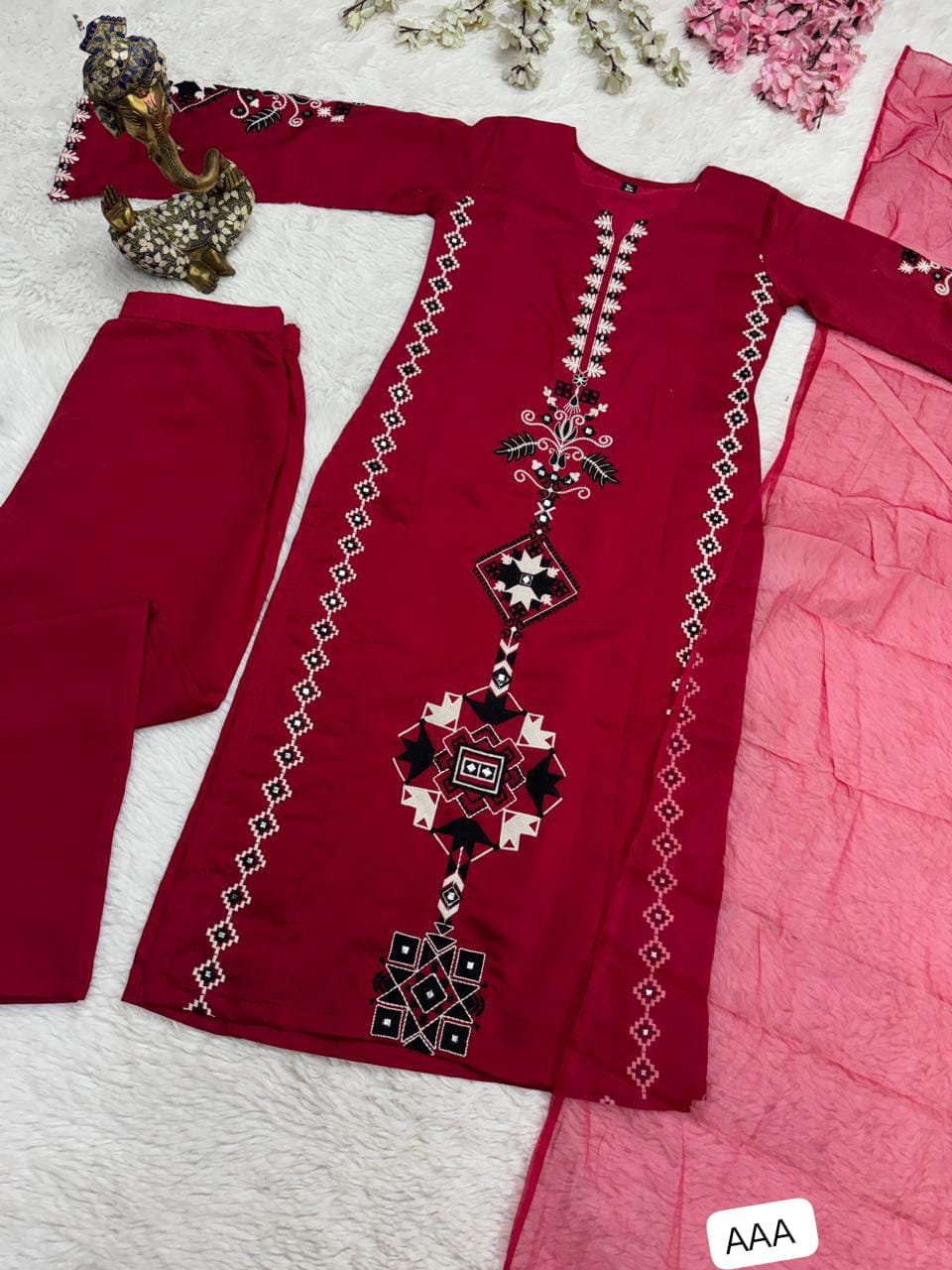Introducing New Festival spacial 3 pcs set - Image 2