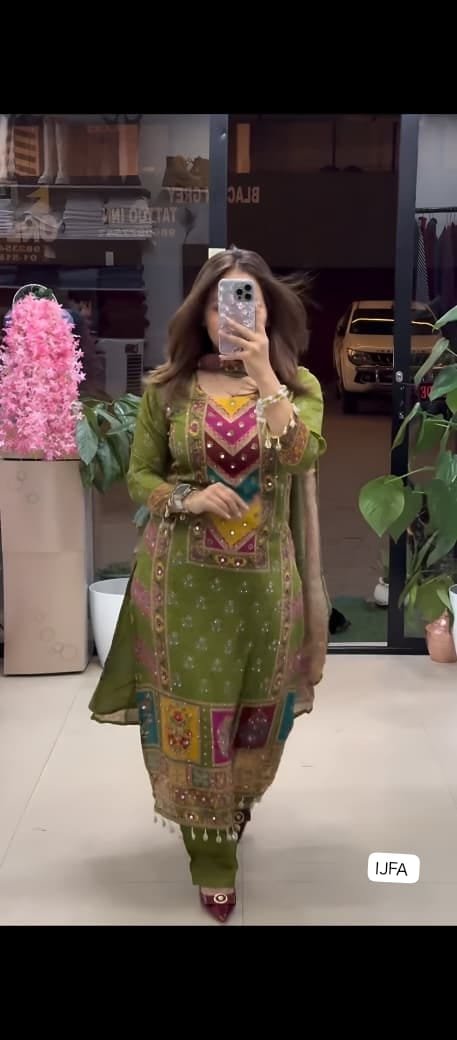 Chinnon Silk with Digital Print Real Mirror Detailin