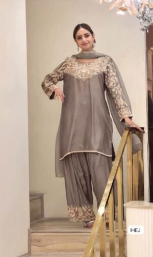 Đěsigner Party Wear Look Pur Chinon Silk Top & Farshi Palazzo With Dupatta set