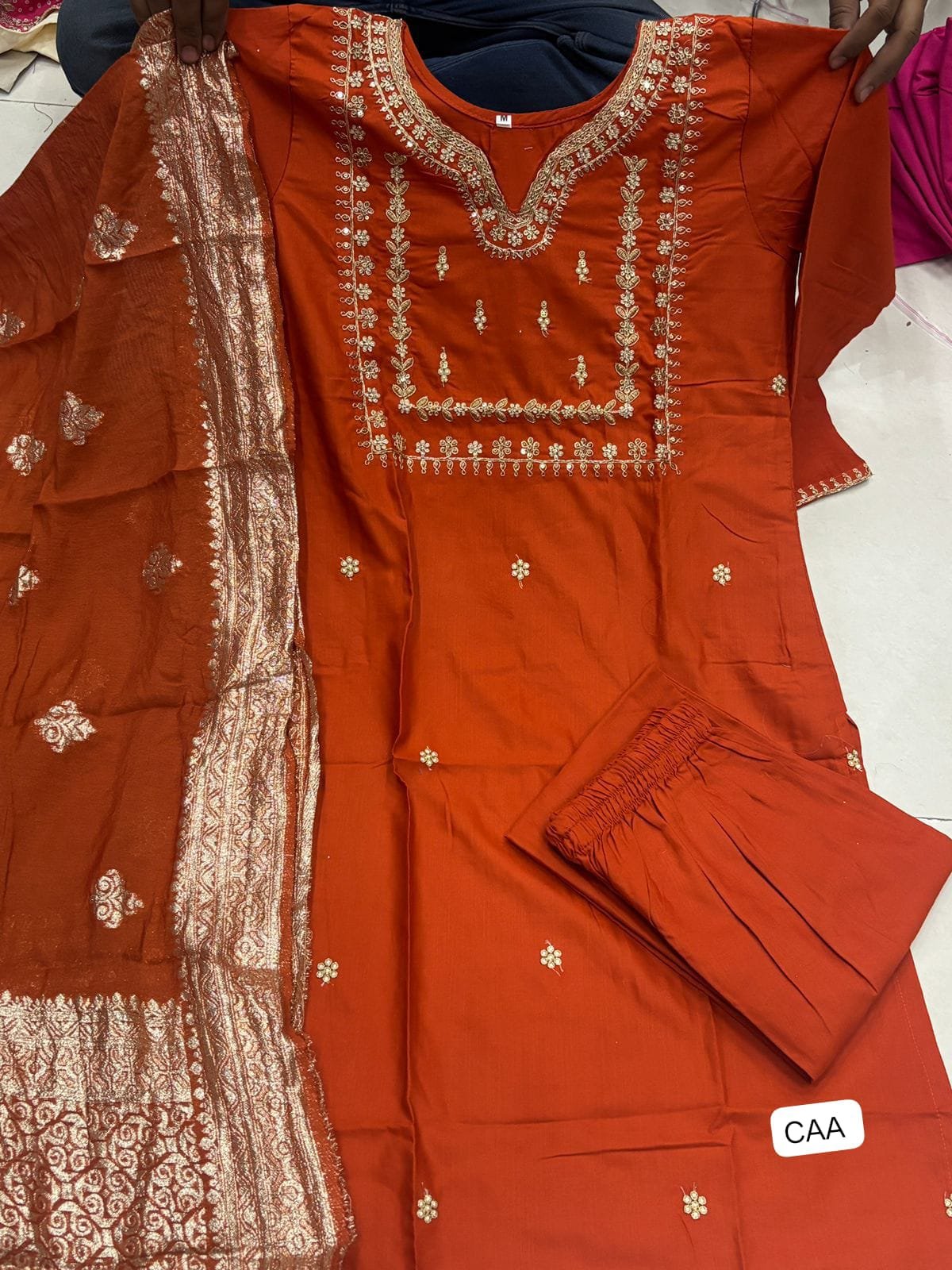 PRESERNTING NEW STYLISH DESIGNER HEAVY ROSE GOLD EMBROIDERY WORK WITH PENT