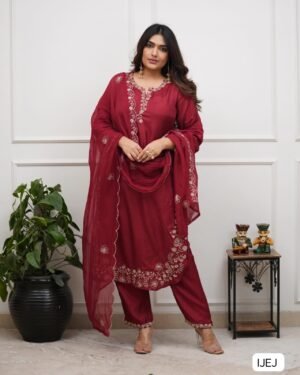 WOMEN'S PURE VISCOSE CHANDERI SILK KURTA SETS 