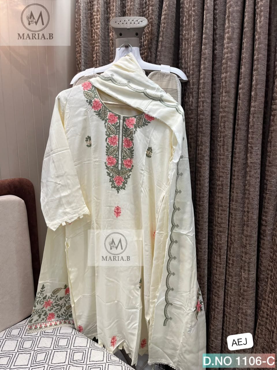 FULL STITCHED RAYON TOP WITH BEAUTIFUL WORK WITH PATTERN IN SLEEVES AND DAMAN - Image 3