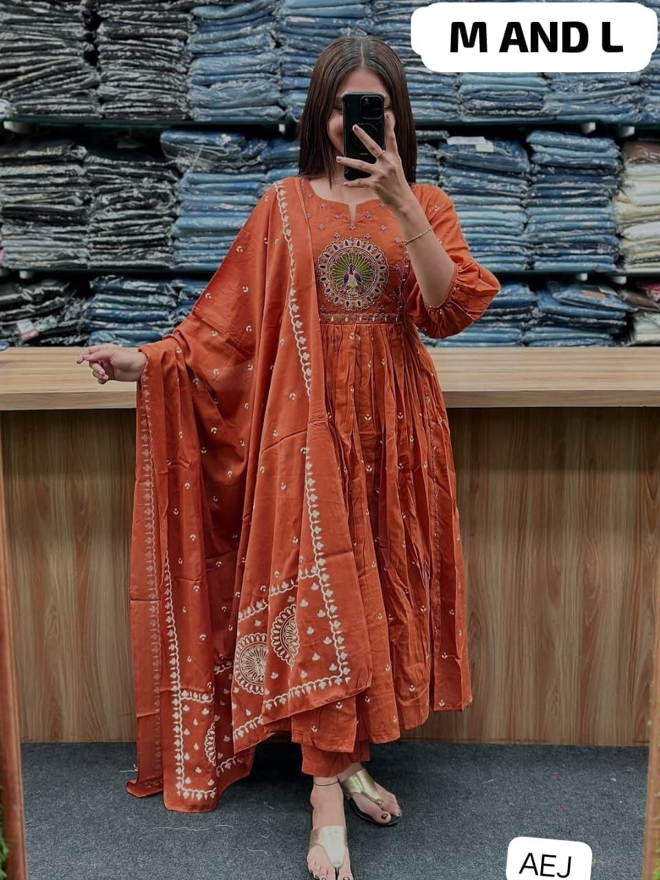 FESTIVAL SPECIAL DHAMAKA DESINER COLLECTION - Image 2