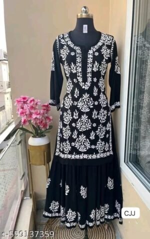 NEW COLLECTON Kurti wid sharara pent with COTTON Silk Fabric Presenting Beautiful Heavy quality COTTON Silk Fabric designer festive wear kurti and sharara pent with embroidery chickenkari style work