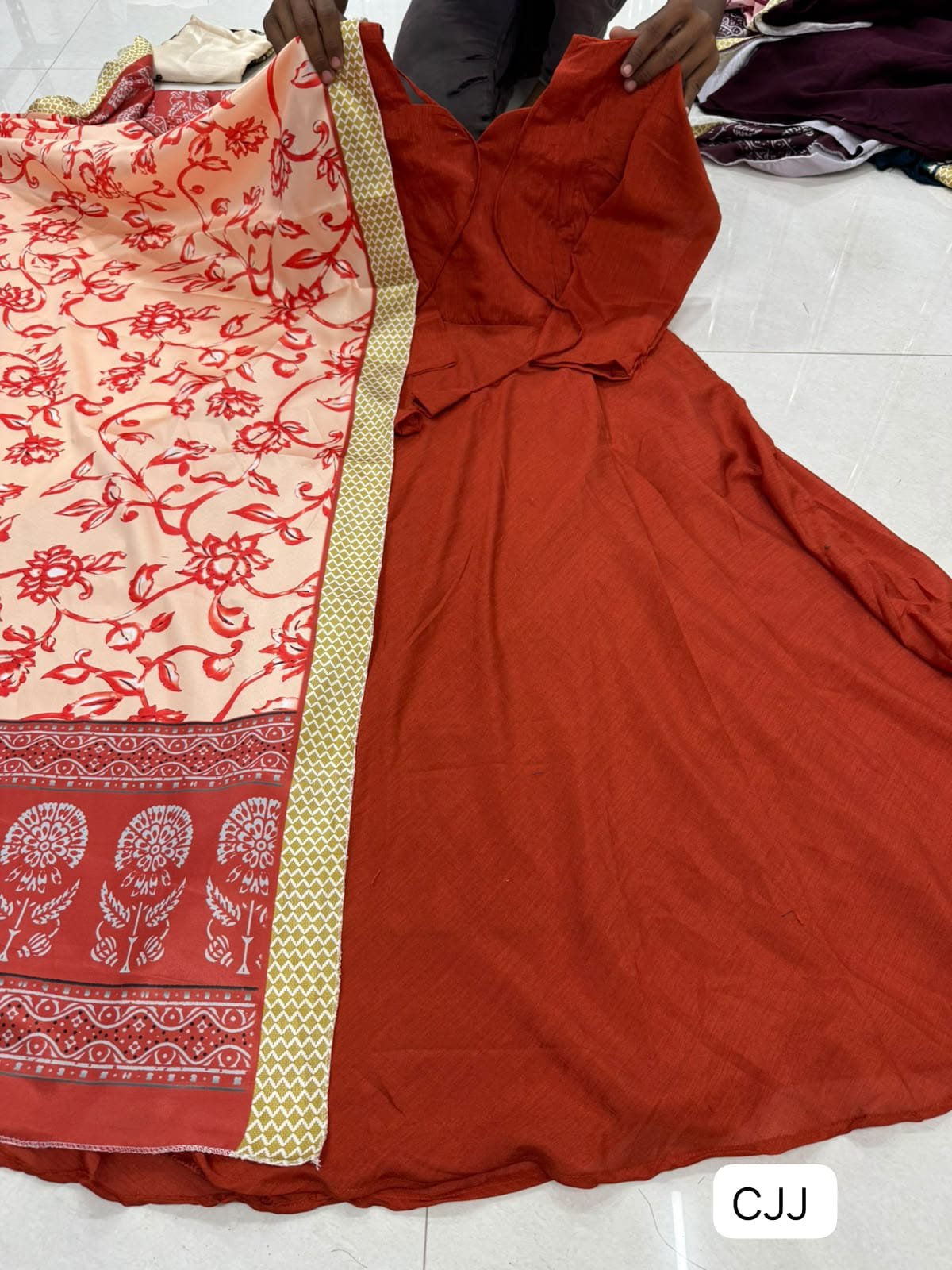 Launching beautiful plain vichithra anarkali with trending kalamkari dupata Blooming vichithra silk fabric