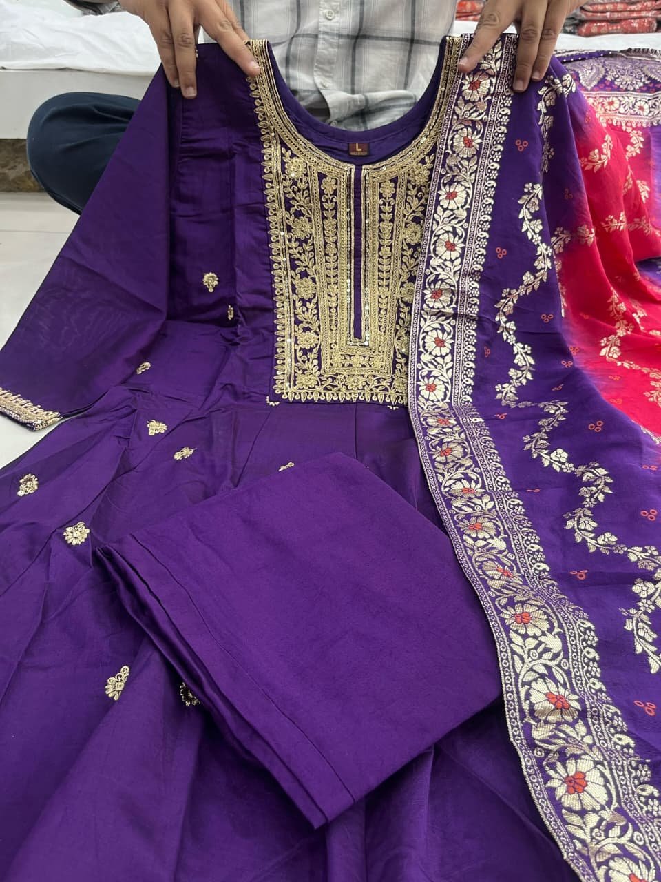 Kurti Pant Dupatta Set WITH Banana Silk Jashn-E-Bahaaraa Anarkali Flared Kurti Pant Dupatta Set - Image 3